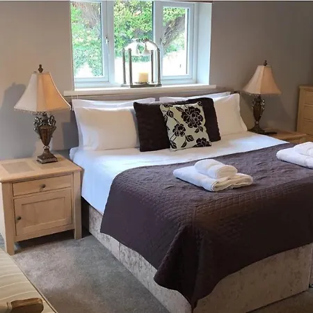 The Curious Fox Bed & Breakfast 5*